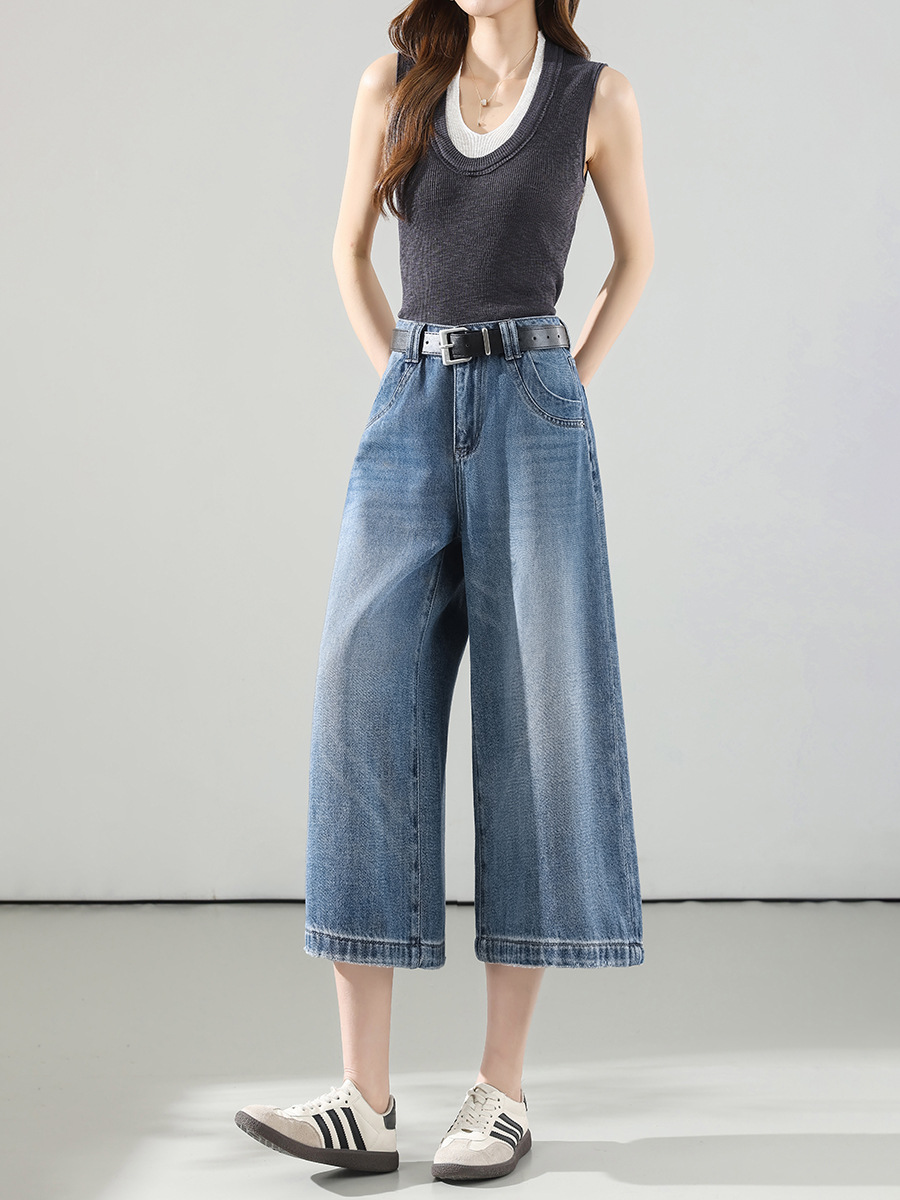 Cropped Straight-Leg Jeans - Image 9