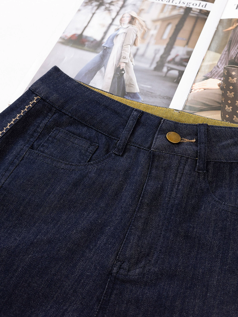 Color-Block Cropped Jeans - Image 2