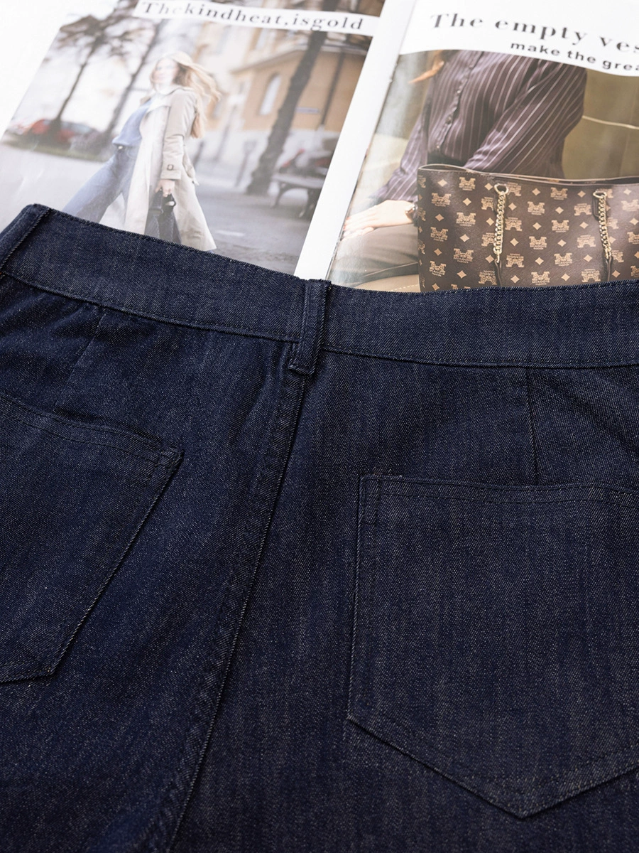 Color-Block Cropped Jeans - Image 3