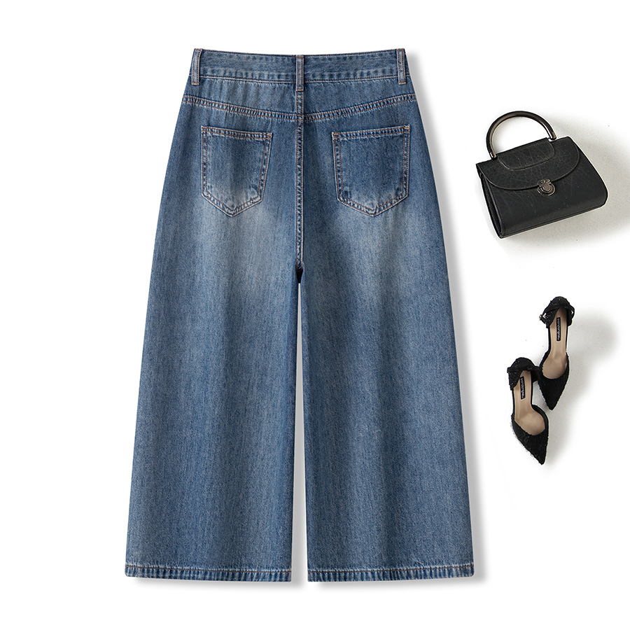 Trendy Fashion Look Of Solid Distressed Jeans Factory Supplier