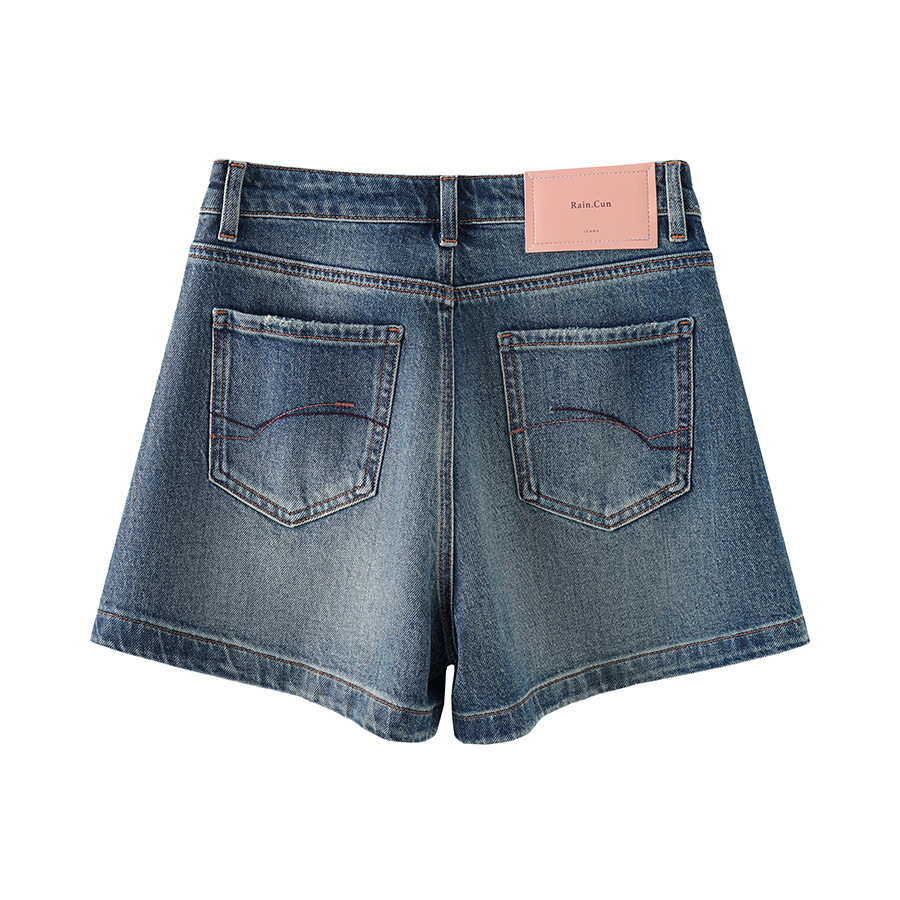 Shorts ready to ship
