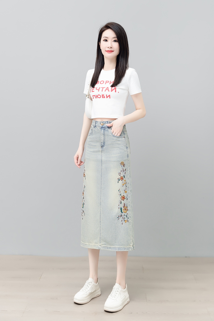 Retro heavy embroidery high waist slim denim skirt, (Ready to Ship) - Image 5