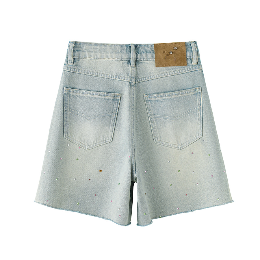 Shorts ready to ship