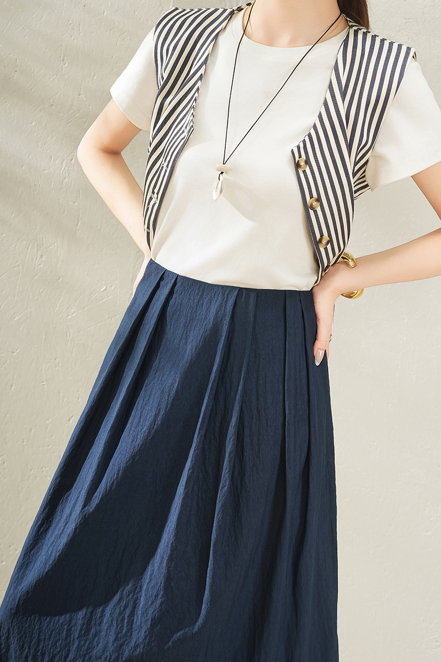 Boutique Fashion - View 8 | SFEISHOW